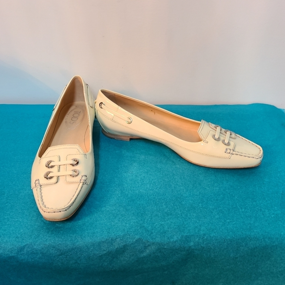 Tod's loafers